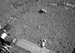 Curiosity Puts Morse Code in the Martian Dust