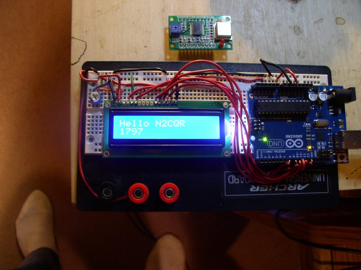 Arduino Adventures: LCD screen added