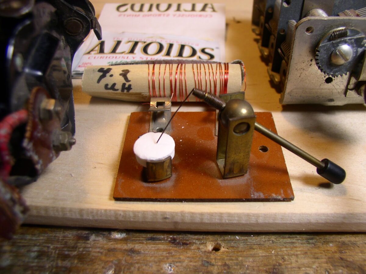 SolderSmoke Podcast #159:  Hamfests, Herring Aids, and Tuna Tins