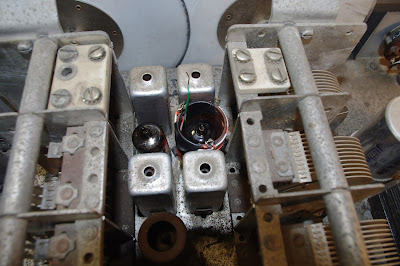 75 and 40 Meter AM on my HQ-100 (Videos) + Digital Display