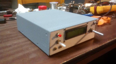 Beyond Al Fresco: Boxed Up In Style with AB1YK’s Very Cool BITX Box