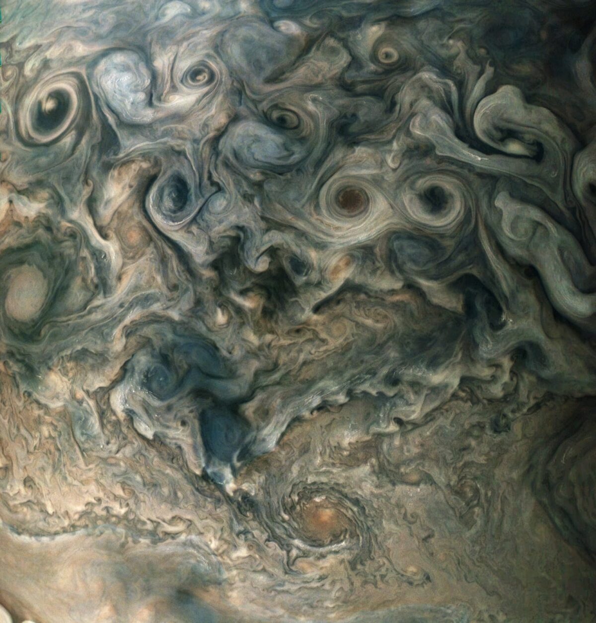Juno Spacecraft Looks At Jupiter