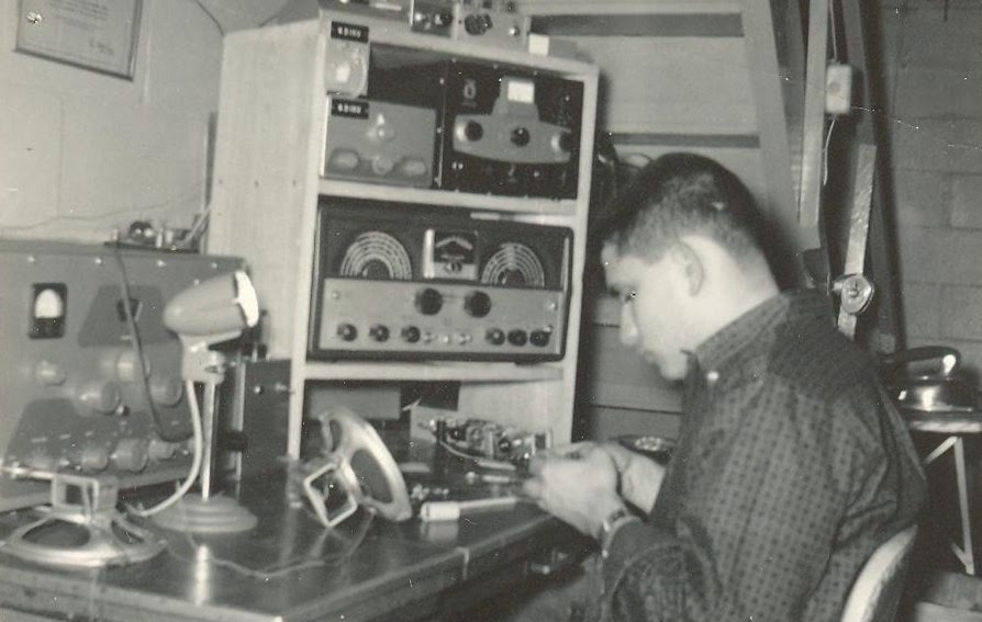 SolderSmoke Podcast #203 Winter, Transceivers, Antennas, DC RX, uBITX, Mixers, ‘fests, MAILBAG