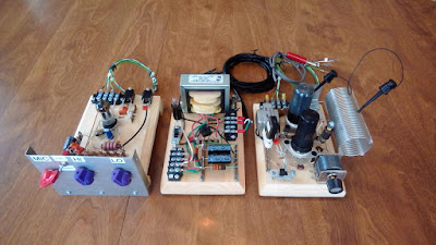 NN2K’s Beautiful Pine-Board Al-Fresco Thermatron AM Transmitter