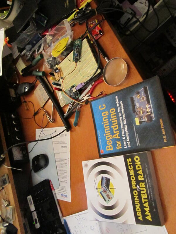 INTERVIEW:  Bob Crane Talks to Jack Purdum W8TEE at FDIM. Definition of “Homebrew.”