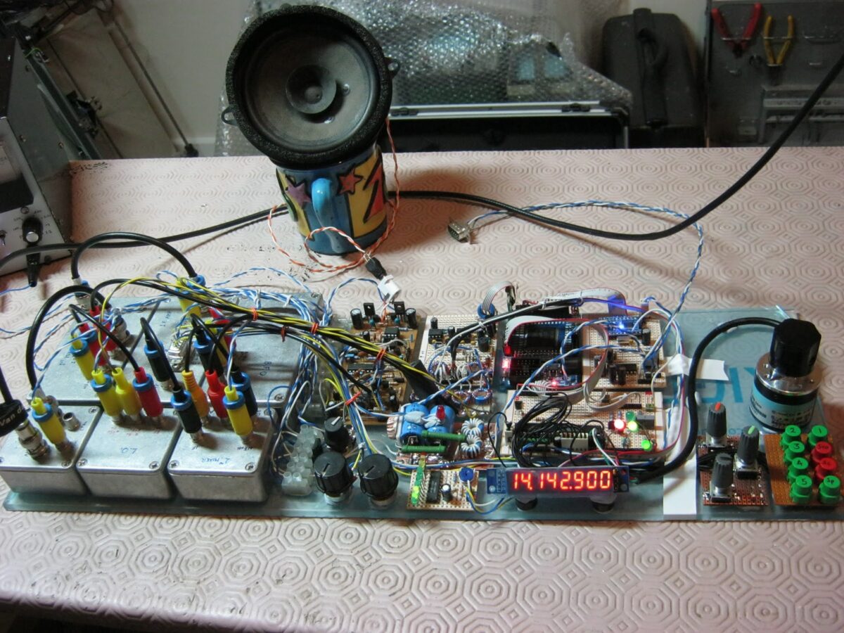 Tom’s Receiver — A 20 Meter Superhet Built From the Junkbox